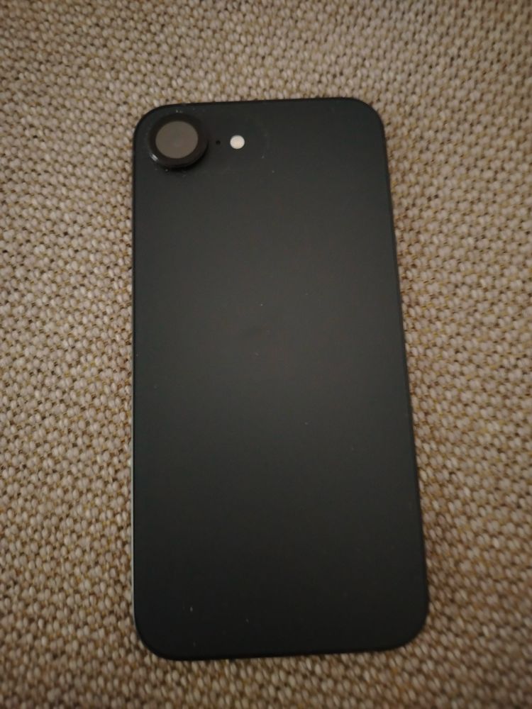 Iphone 16e, 128 гб