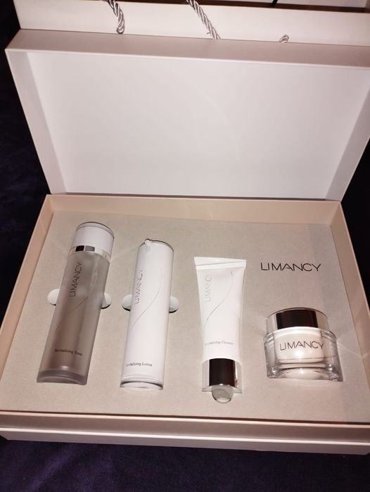 Швейцарская брендовая уходовая косметика.