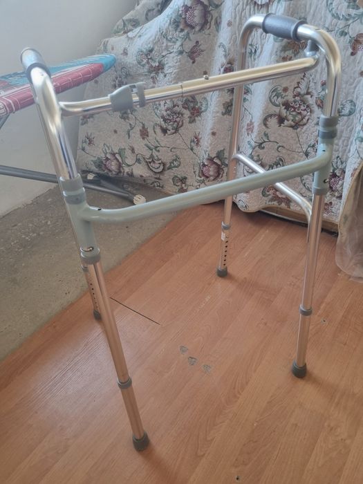 Продам продам ходунок