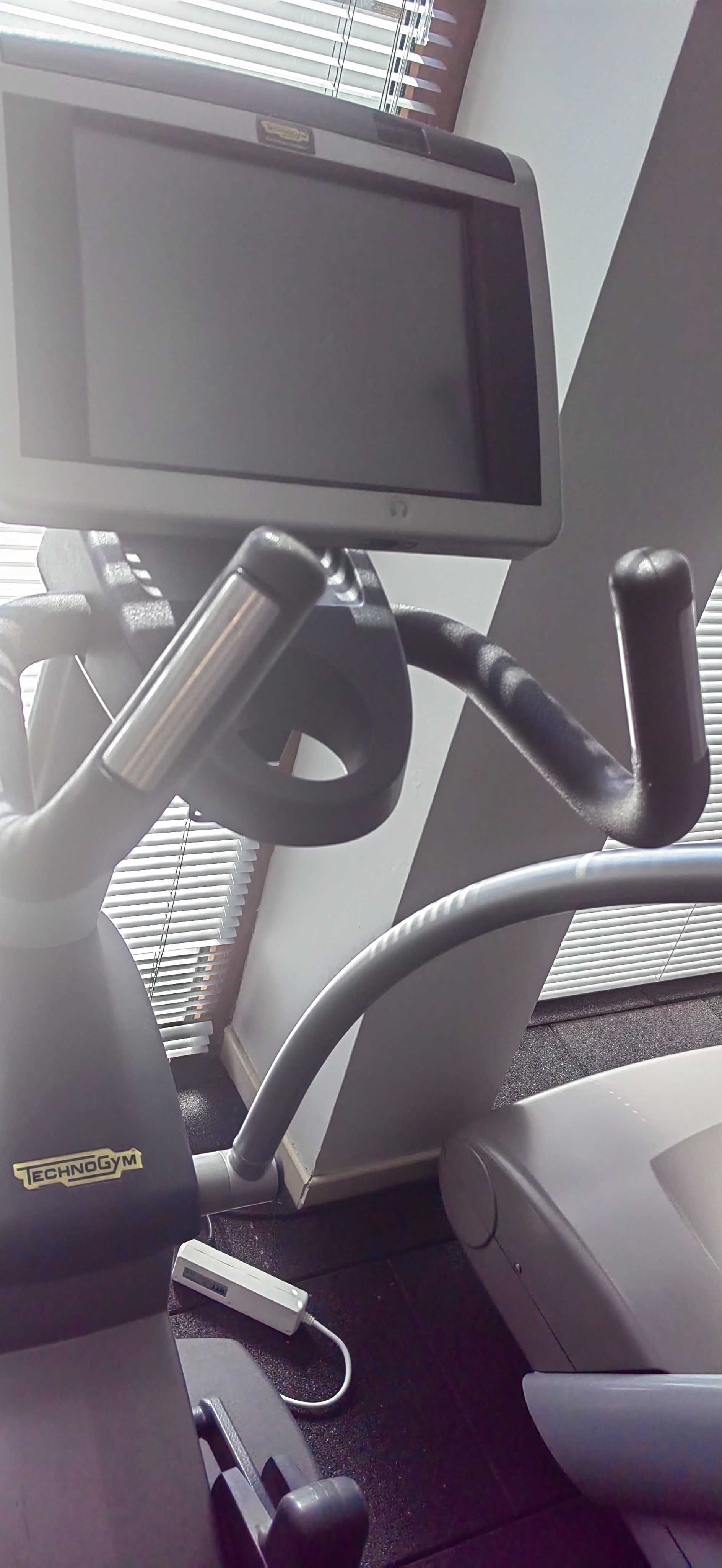 Кростренажор TechnoGym