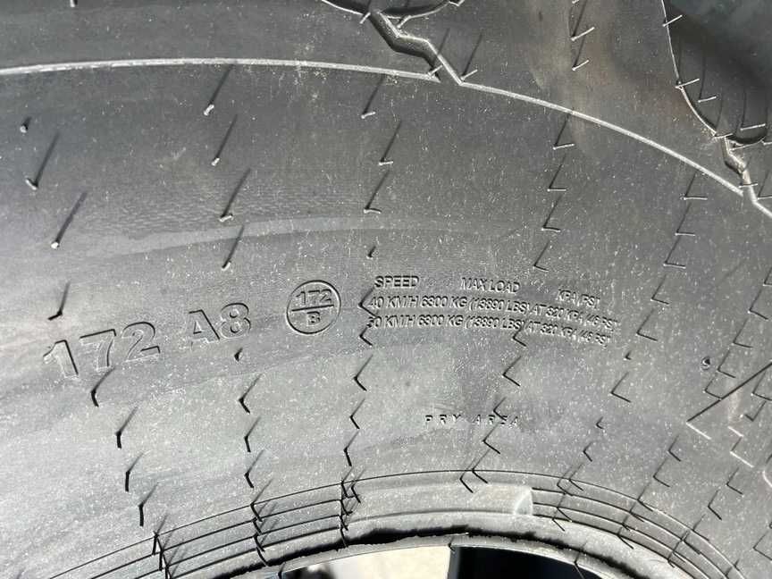 Anvelope noi radiale 650/75R32 pentru combina