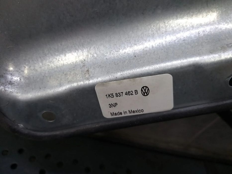 Macara geam electric dreapta fata vw golf 6 5k 1k5837462b
