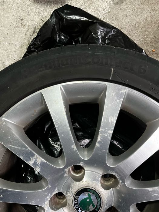 Jante + anvelope Skoda Yeti 235/45/ R17