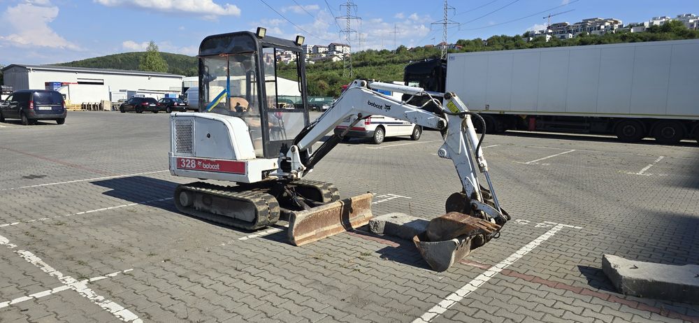 Miniexcavator Bobcat 328