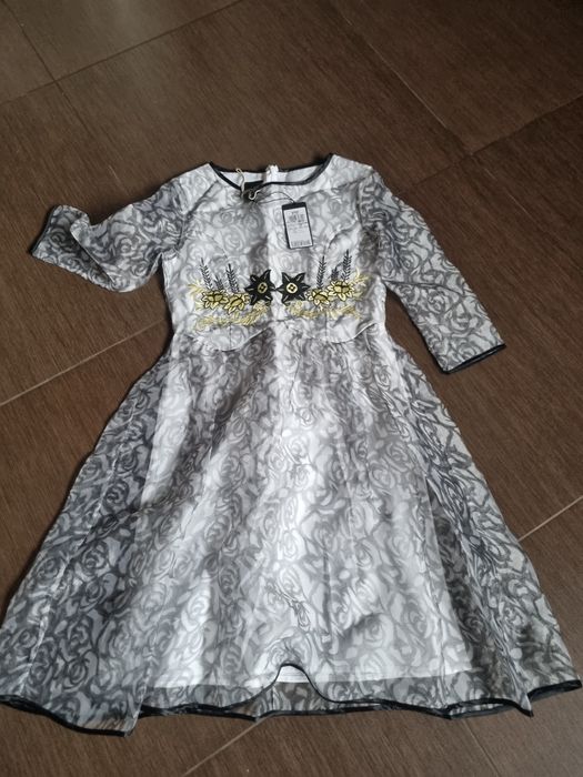 Красиви рокли Paola Frani и Jake*s Размери XXS,XS, S.