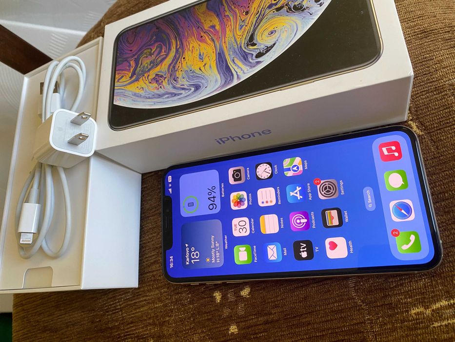 Apple iPhone XS Max - 64GB - Silver