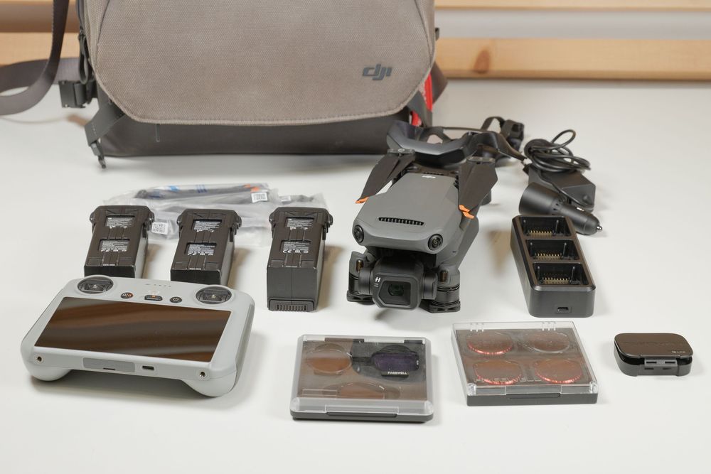 DJI Mavic 3 Classic – Fly More Combo
