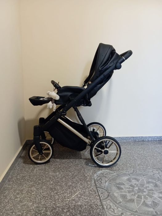 Бебешка количка 3 в 1 Kunert Ivento Eco Black Pearl
