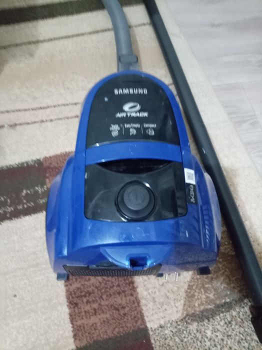 Продаётся пылесос