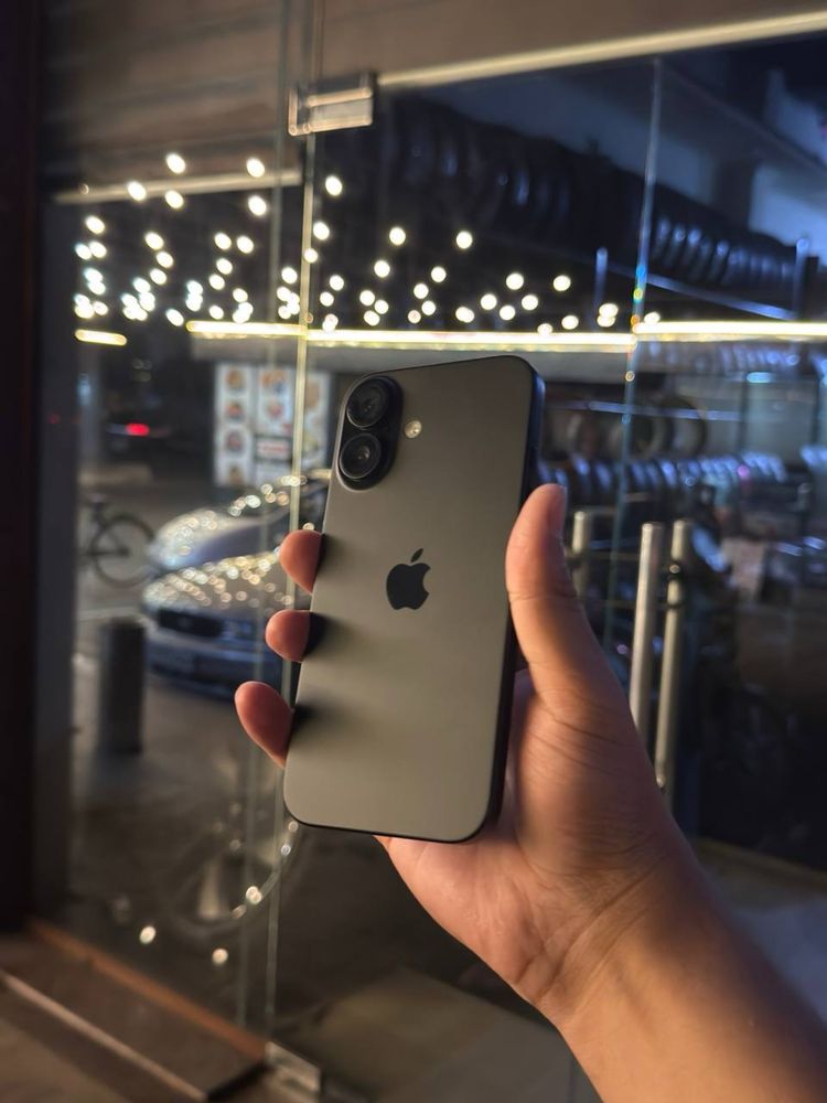 Iphone 16 128gb 100yokost 700$ (kelishamiz) srochno