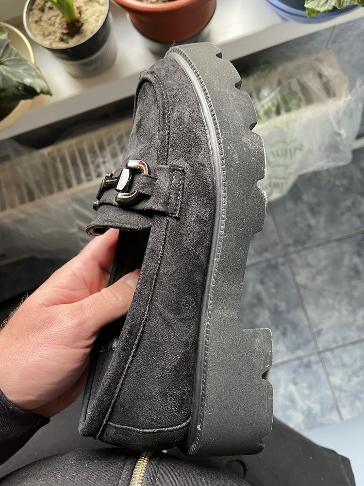 Pantofi dama marimea 39