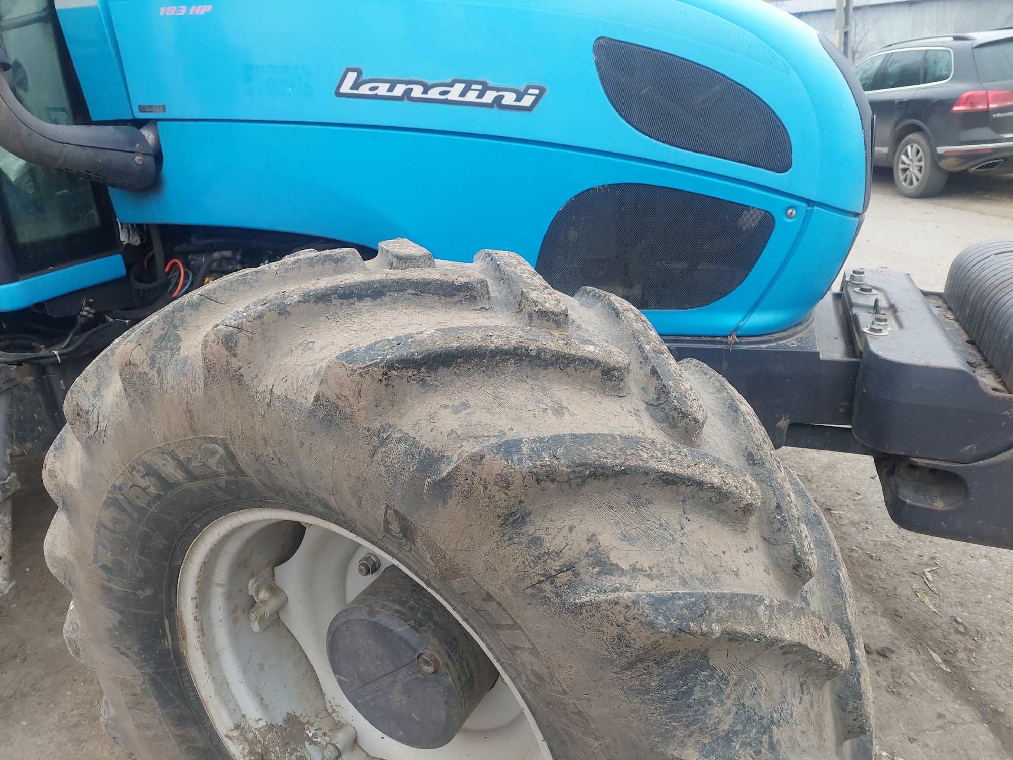 Tractor Landini 180 sau schimb cu utilaje