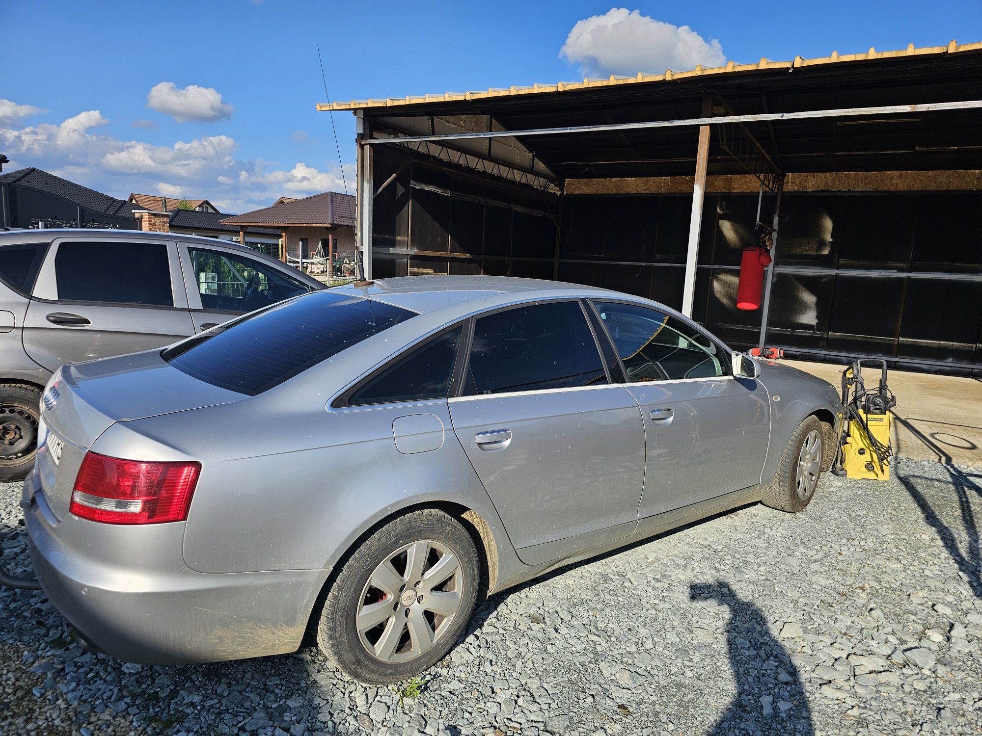 Audi a6 2litri manual mașină personală!