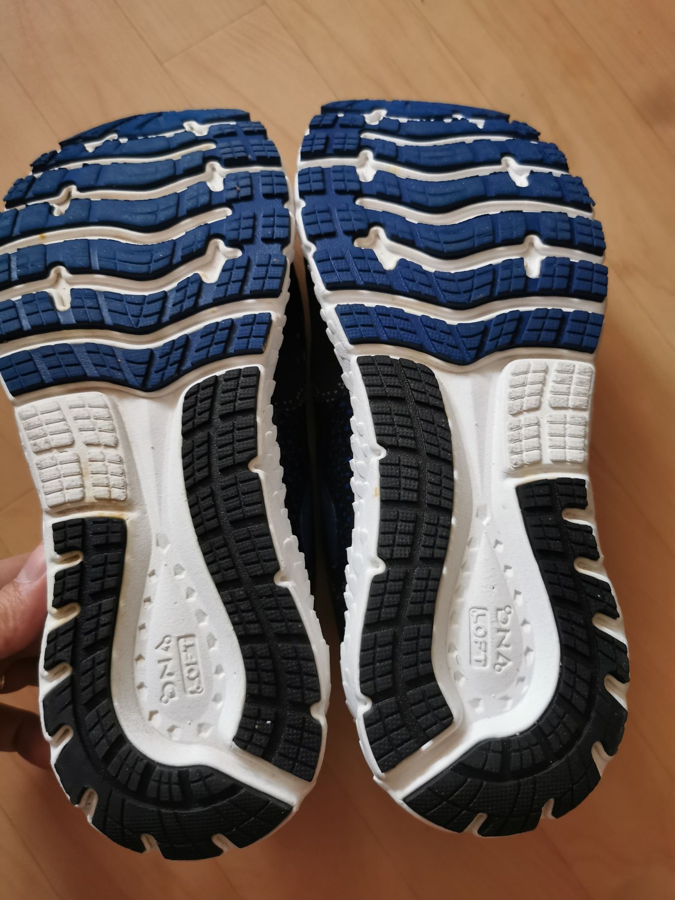 Adidași Brooks glycerin 16