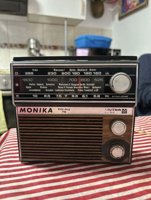 Radio portabil Monika