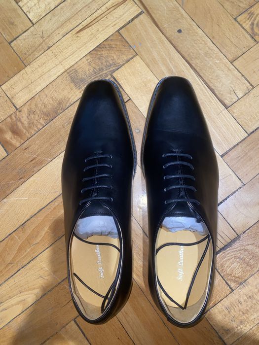 Официални обувки wholecut номер 45