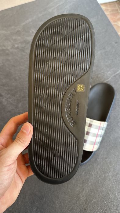 Slapi / Papuci Burberry Premium