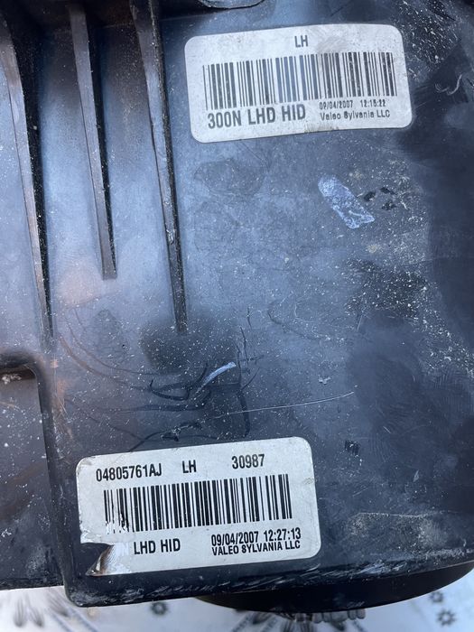 Фарове за крайслер оборудвани в добро сътояние цената е за 1- брой