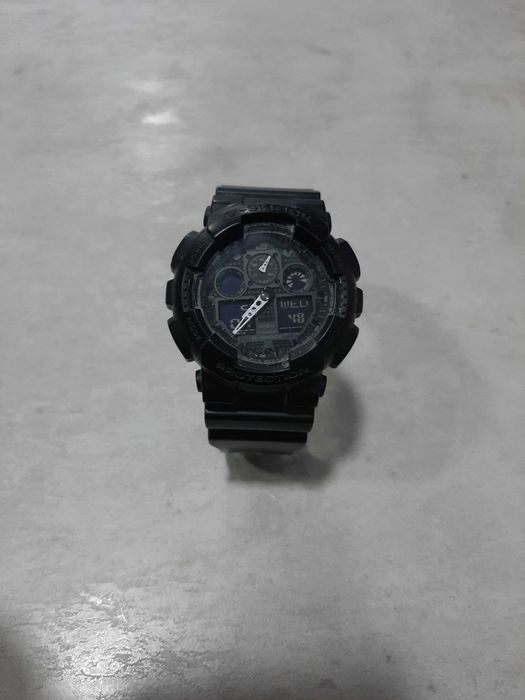 Мъжки часовник Casio G-SHOCK GA-100