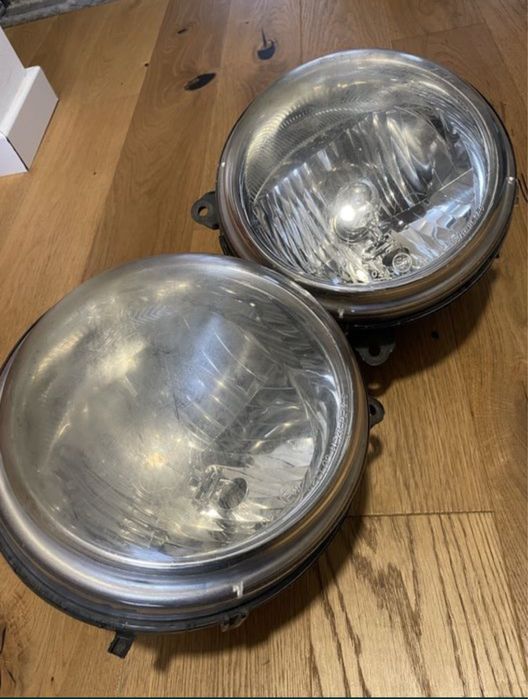 Faruri jeep liberty kj europa