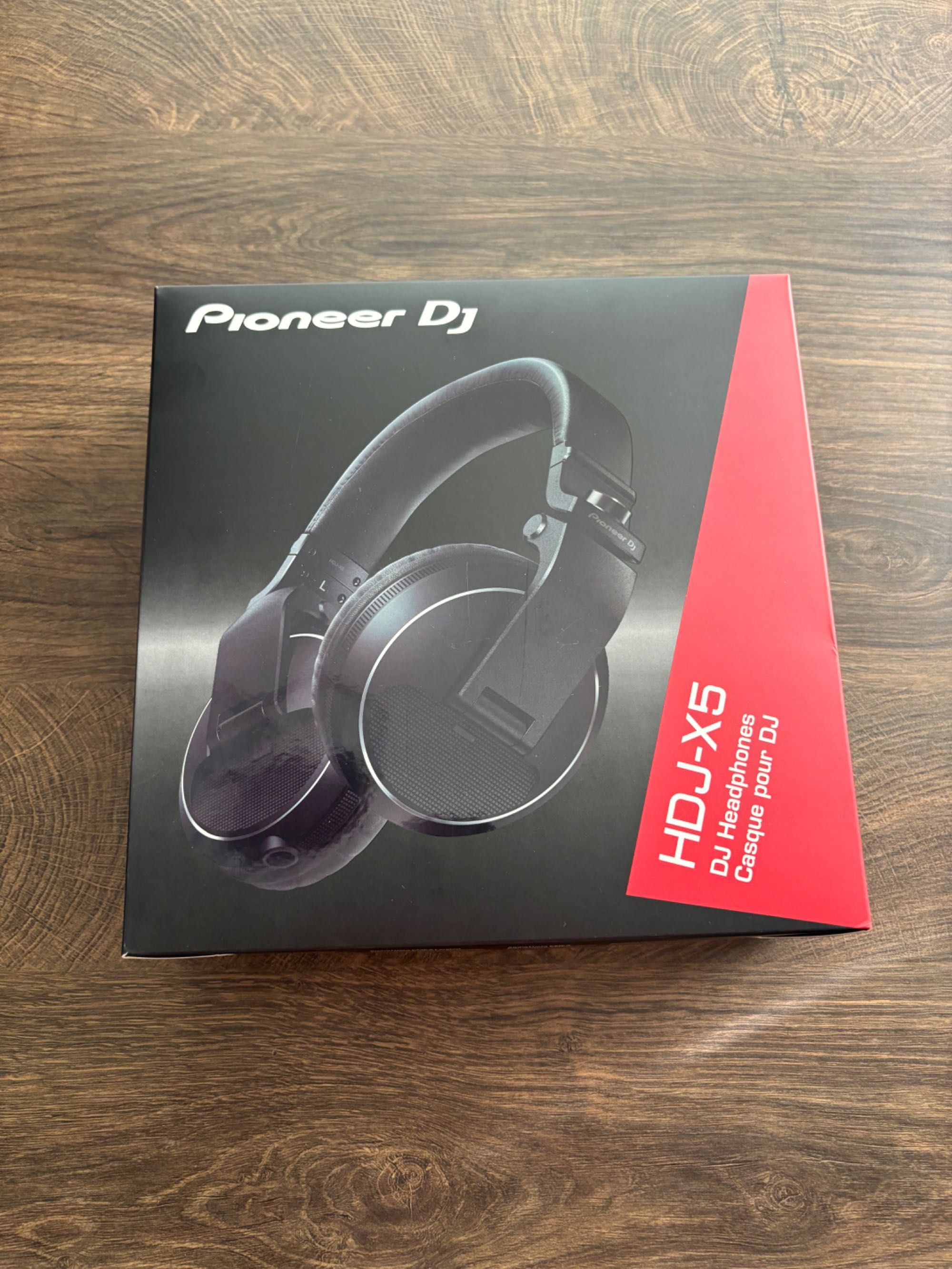 DJ Конзола Pioneer DDJ-Flx400 с кутия + слушалки HDJ-X5