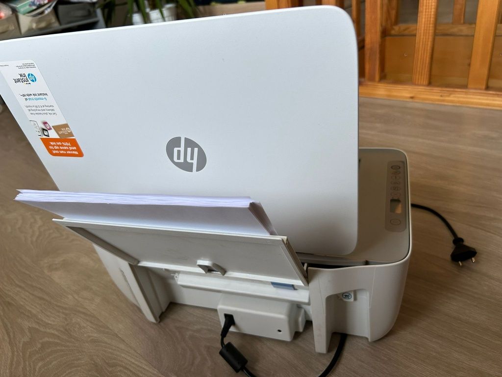 Цветен Принтер със скенер Hp