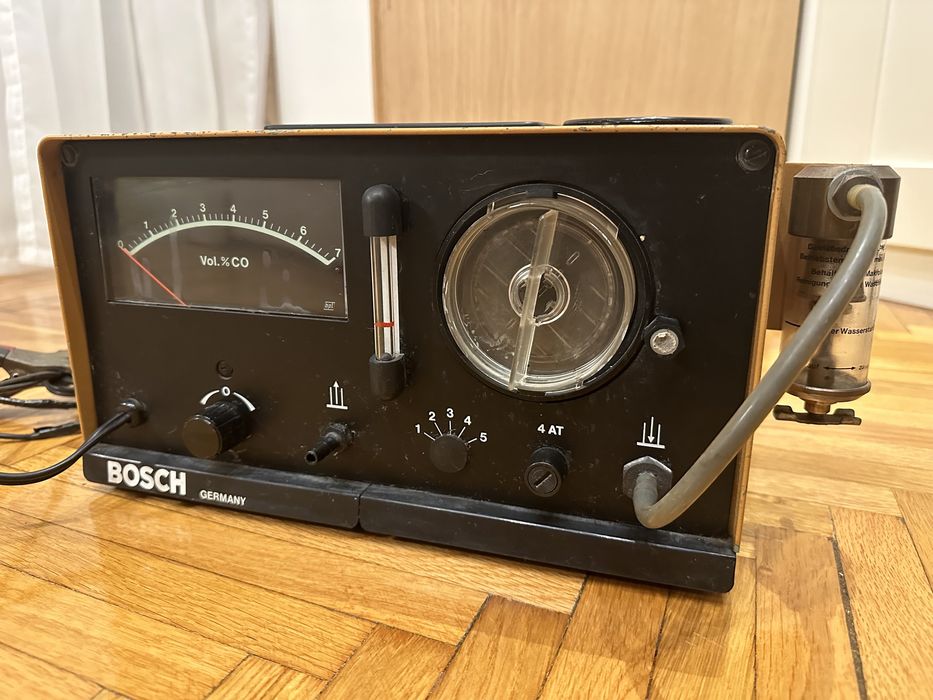 Bosch CO tester evacuare esapament emisii gaze noxe test