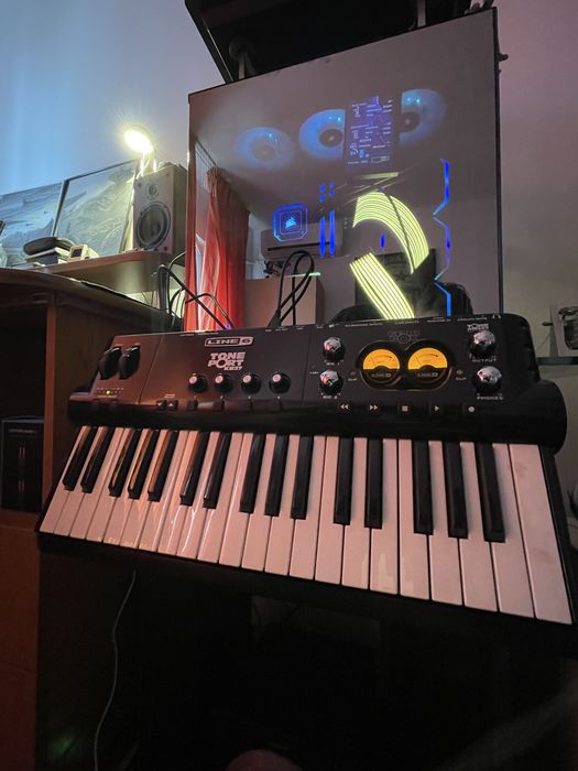 Tone Port KB37 Line 6 interfata audio profesionala