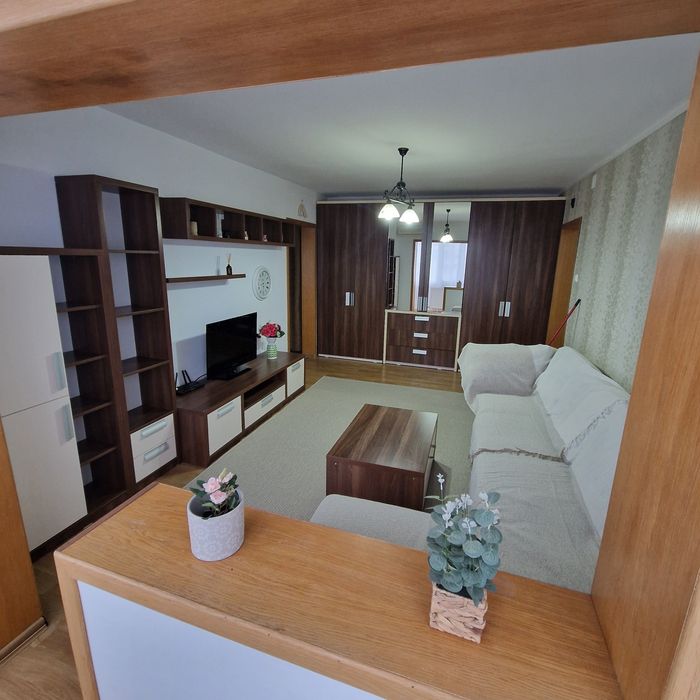 Inchiriem apartament doua camere metrou Stefan cel Mare