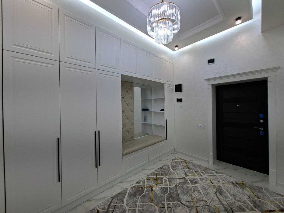 3х комнатная квартира на 4 этаже 103кв/м, в Самарканде