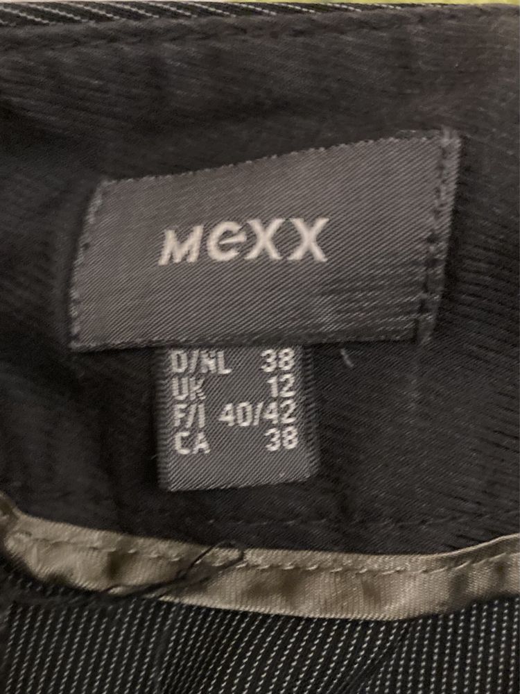 Панталон черен райе MEXX