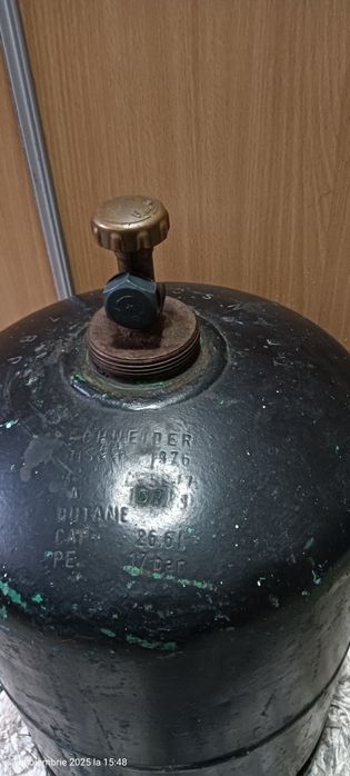 Butelie neagra fara guler