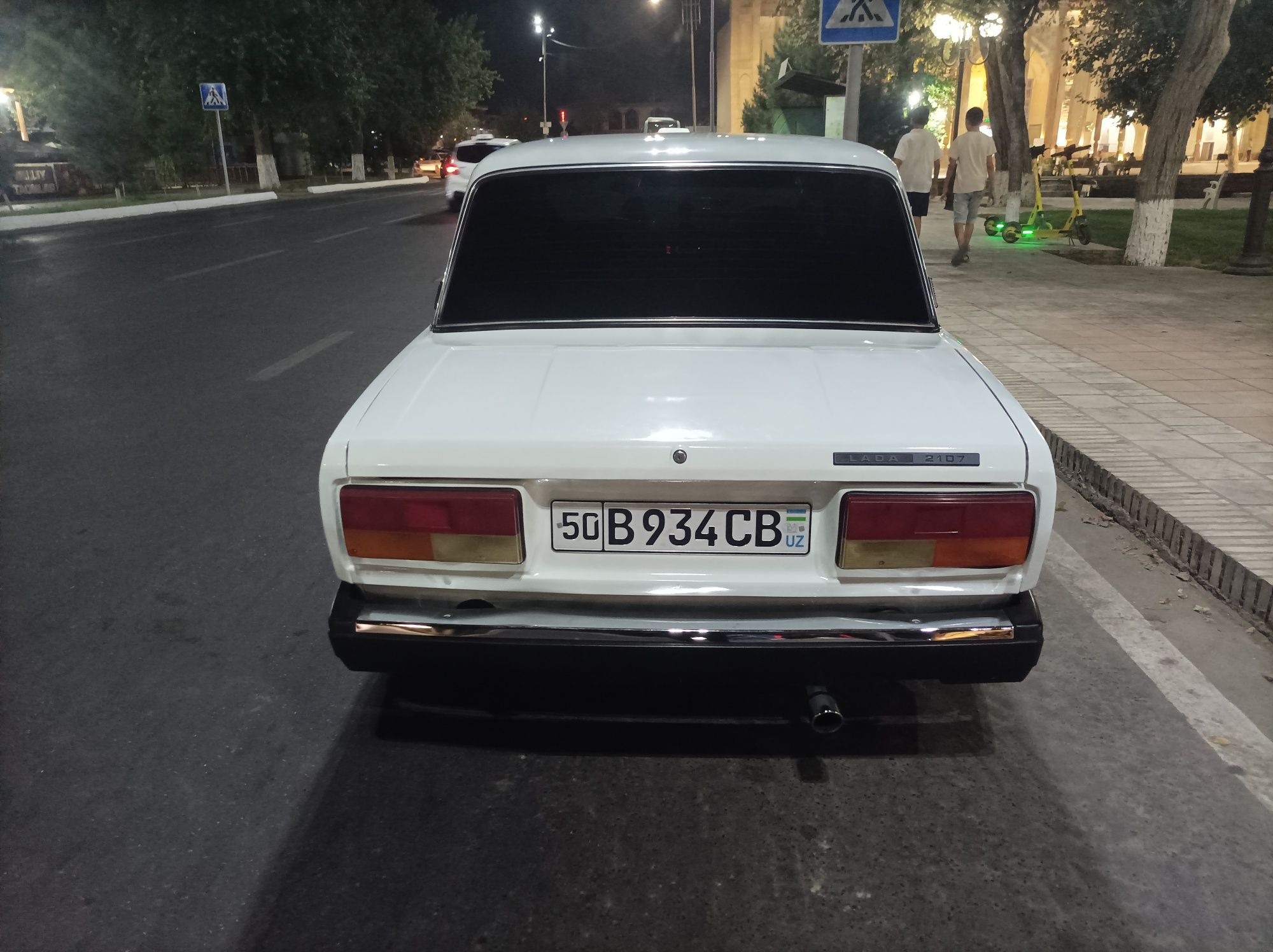 Lada kujggllhhkkbh