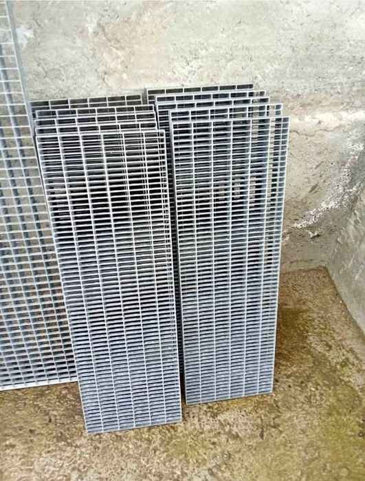 Trepte zincate galvanizat La comandă