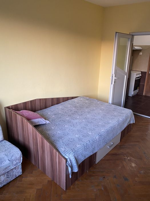 Inchiriez Garsoniera