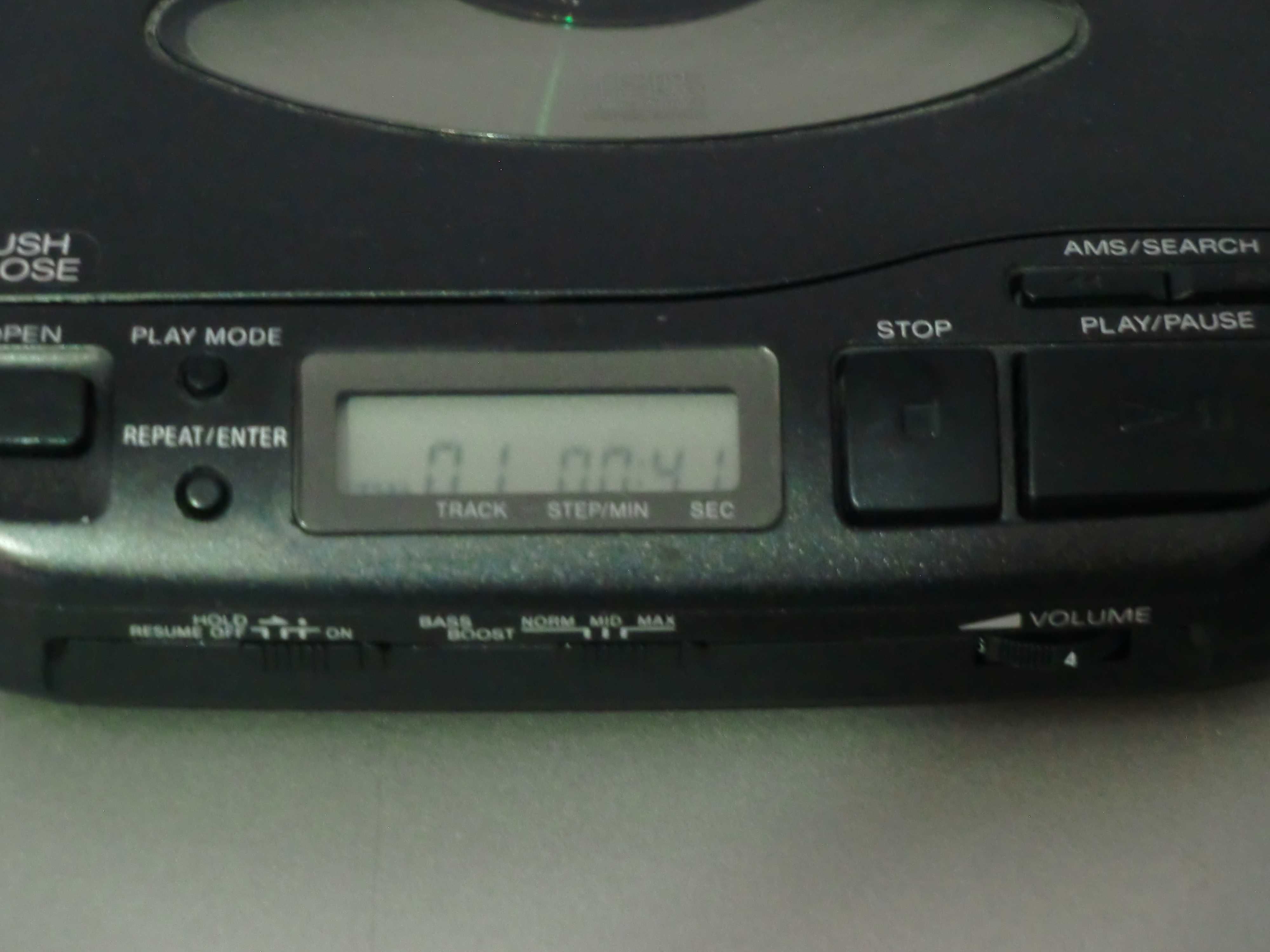 SONY D-33 cd player portabil , obiect de colectie