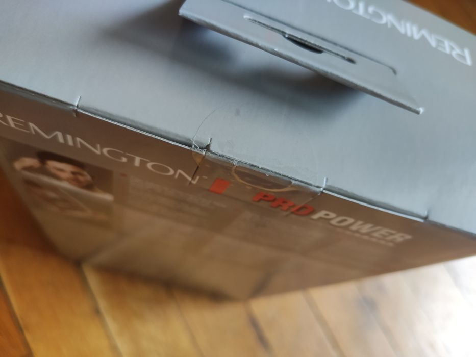 Неразпечатана машинка за подстригване Remington