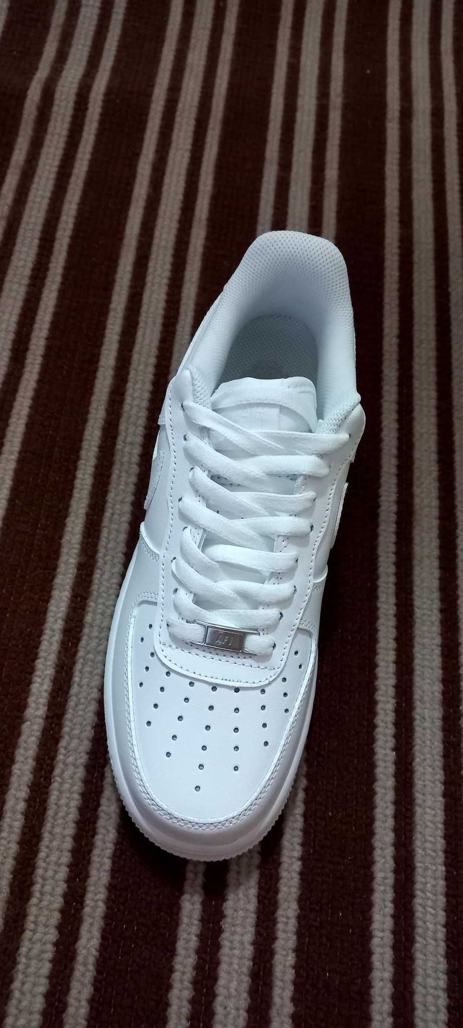 Nike Air Force Full White (Triple White)