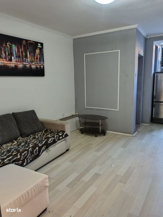 Garsonieră etaj 1, str. Ostrovului