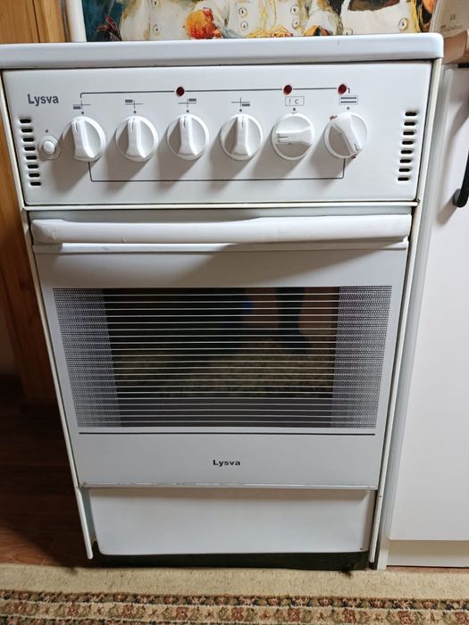 Продам плиту газовую/электрическую