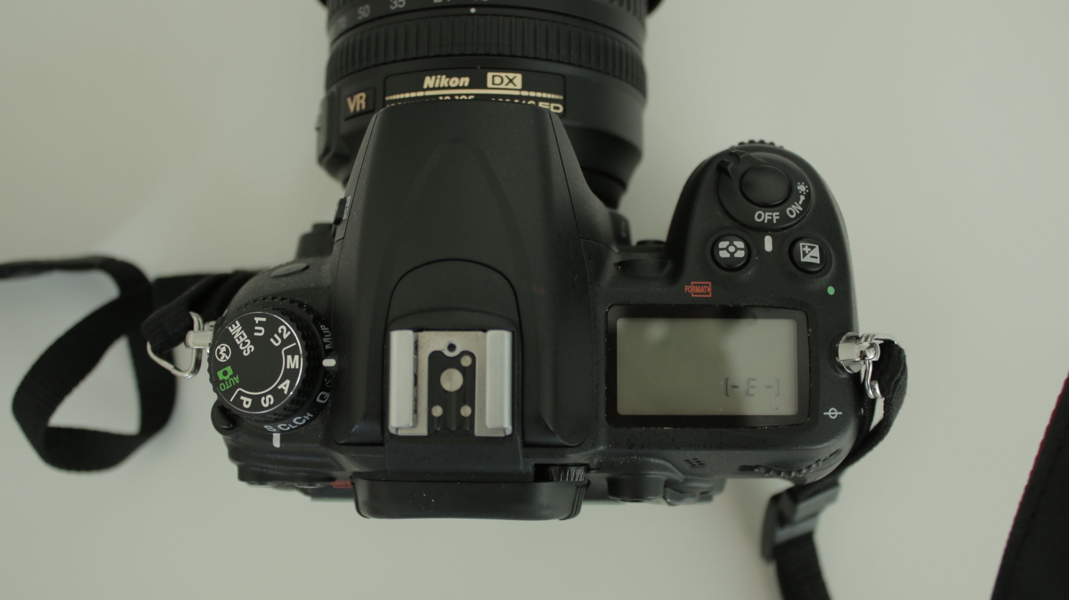 Фотоапарат Nikon D7000 с аксесоари