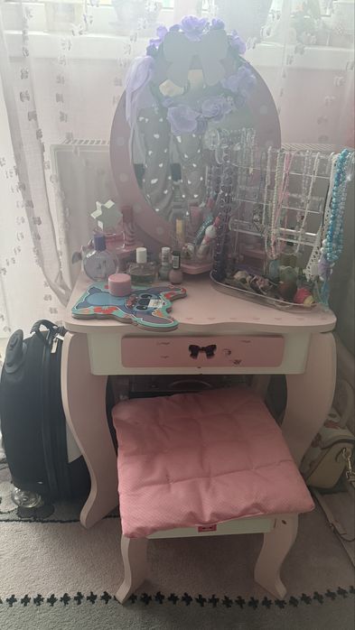 Masuta de machiaj copii