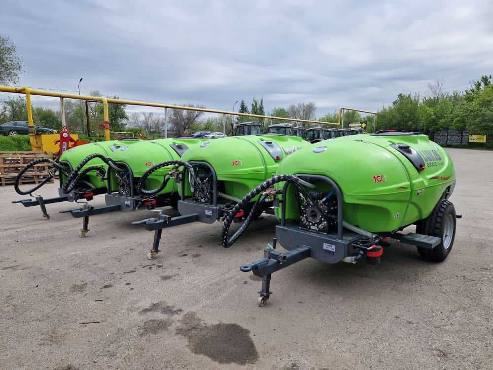 Опрыскиватель садовый Lukas holland Turbo  2000л