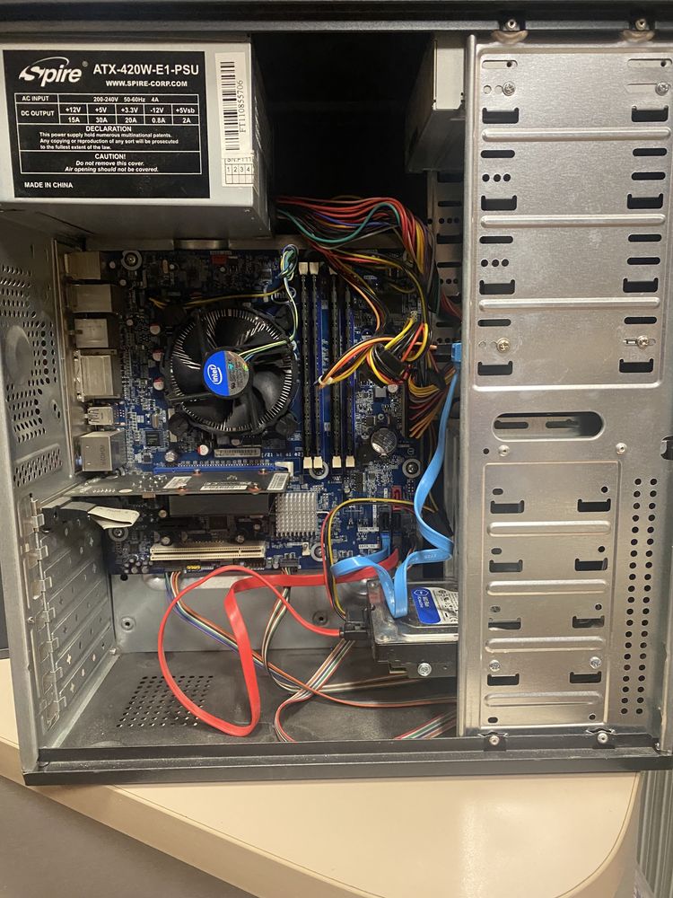 Unitate PC I7 2600, 16 GB RAM, SSD + HDD calculator