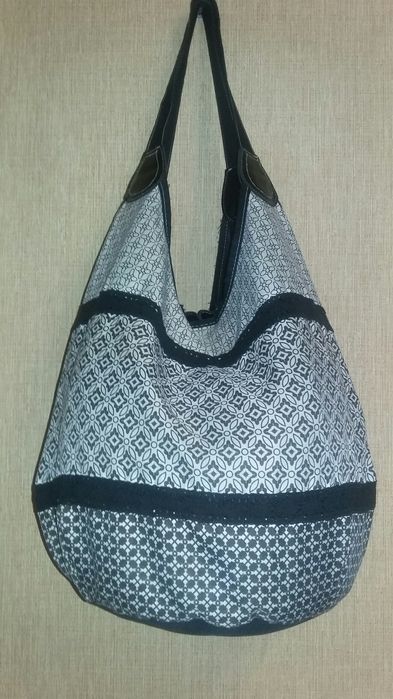 Сумки для разных вещей, для отдыха, для шопинга.