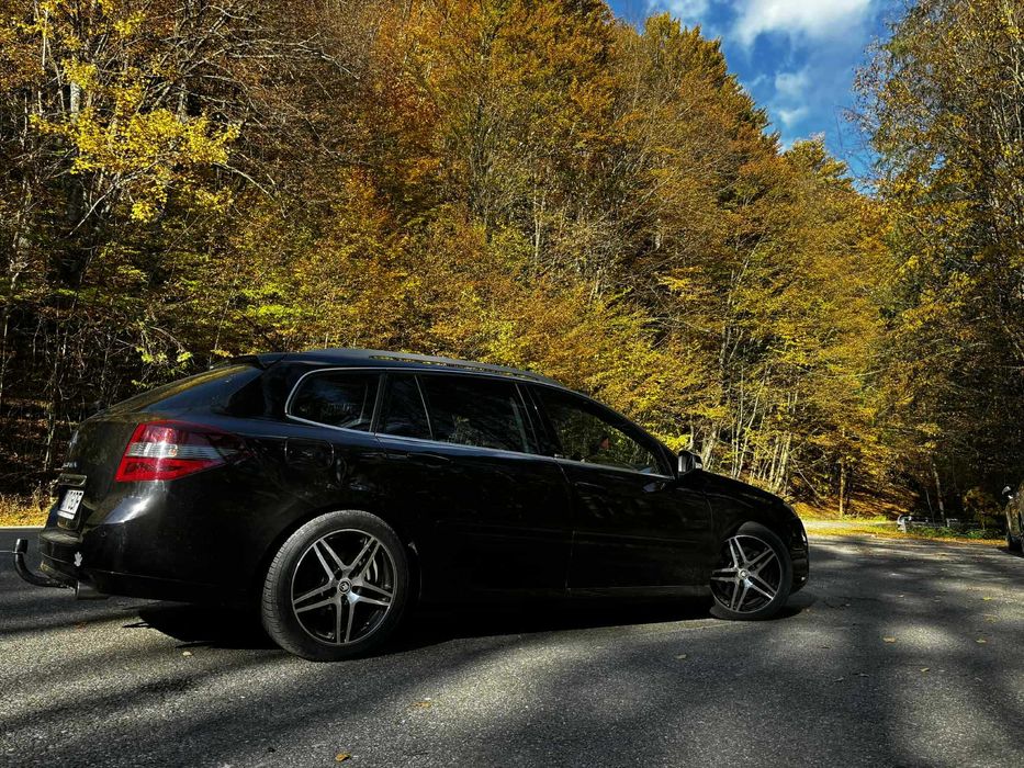 Renault Laguna III GT 4Control 2.0 dCi