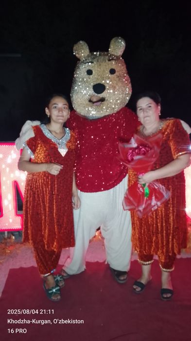 Otajon va onajon dekoratsiyalari uchun yaltiroq kiyimni igrushkalar