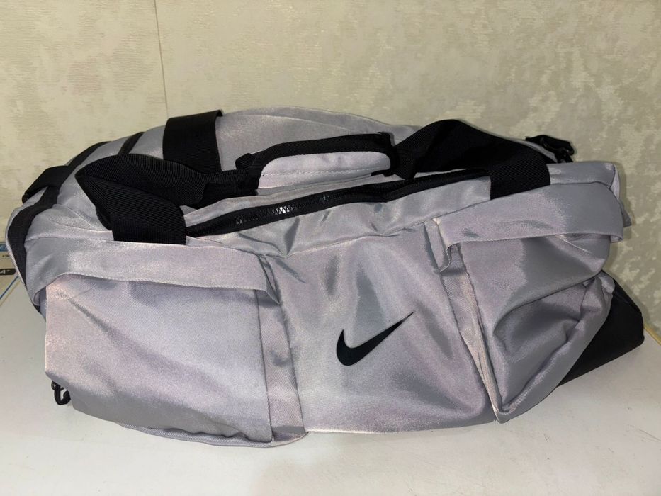 Продам дорожную сумку