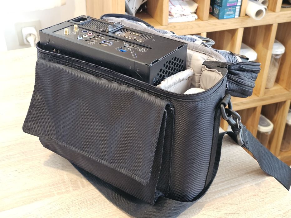 Уникален SFF Геймърски компютър | Ryzen 7500F, RTX 4060, 32GB DDR