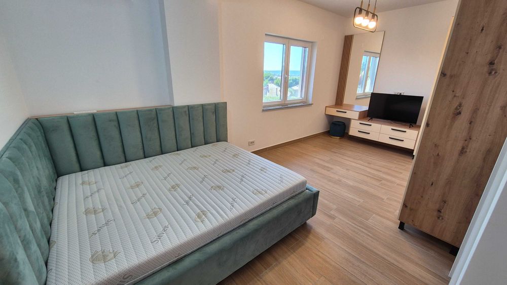 Proprietar 3 camere,  imobil nou.